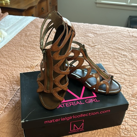 Material Girl sandals by Macy’s - Picture 2 of 3